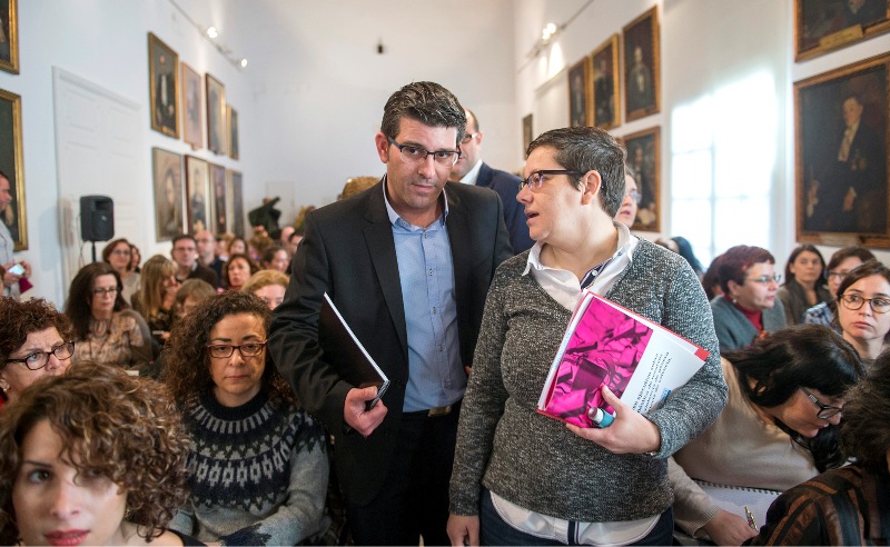 Diputación entregará 180 euros a las fallas que luchen contra la violencia de género