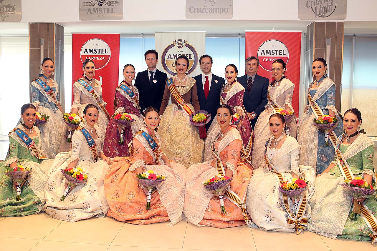 Alicia Moreno visita las instalaciones de Amstel