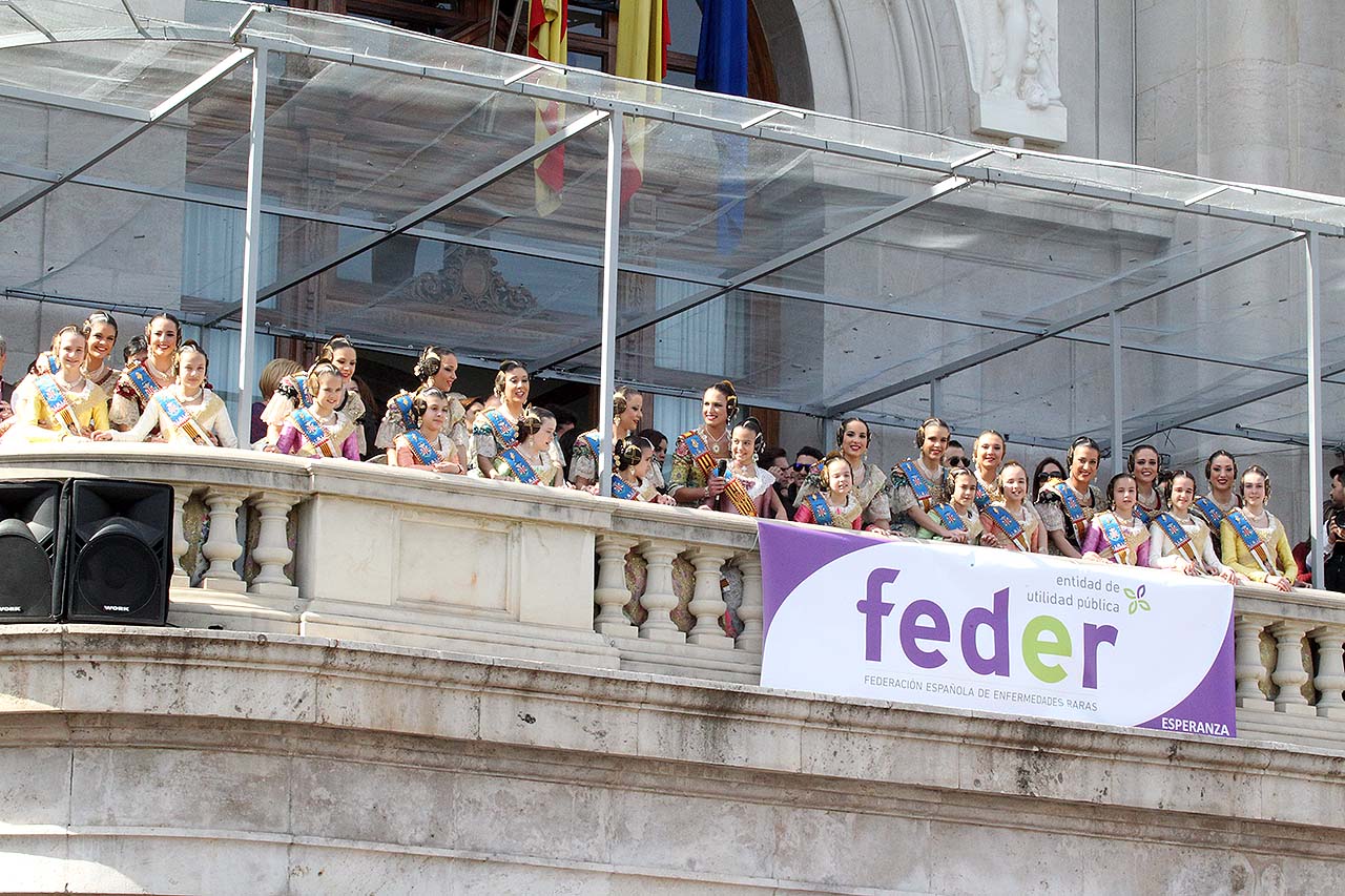 Amstel dispara la primera mascletà por la candidatura de las Fallas