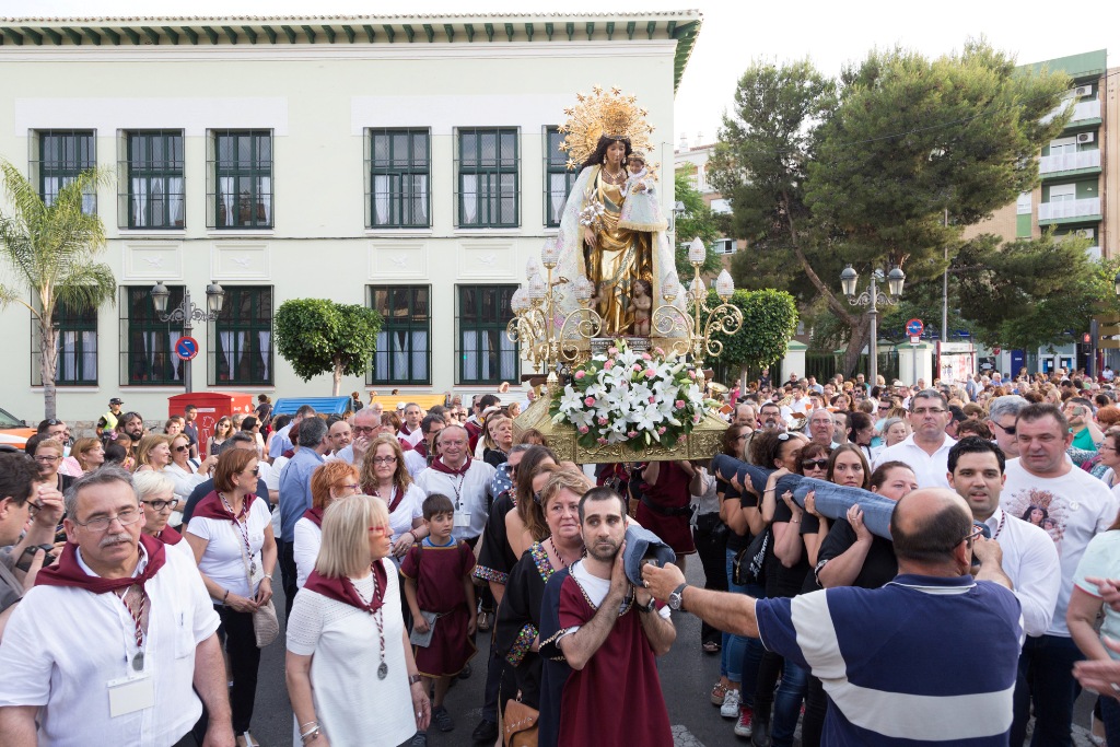Paterna recibe a la Virgen de los Desamparados 25 años después de su última visita