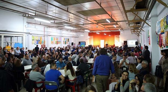 PRIMERA-EN-LA-FRENTE